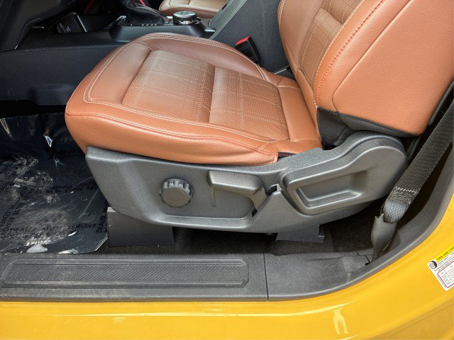 Certified 2024 Ford Bronco Heritage Edition AWD/4WD image 16