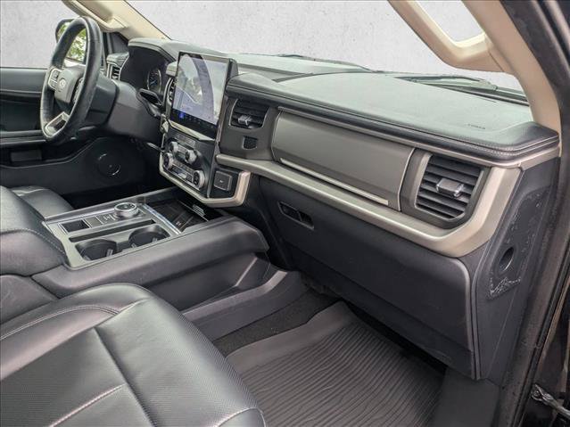 Certified 2024 Ford Expedition XLT RWD image 20