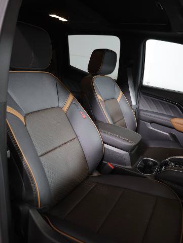 Used 2026 GMC Canyon AT4 w/ Technology Plus Package AWD/4WD image 10