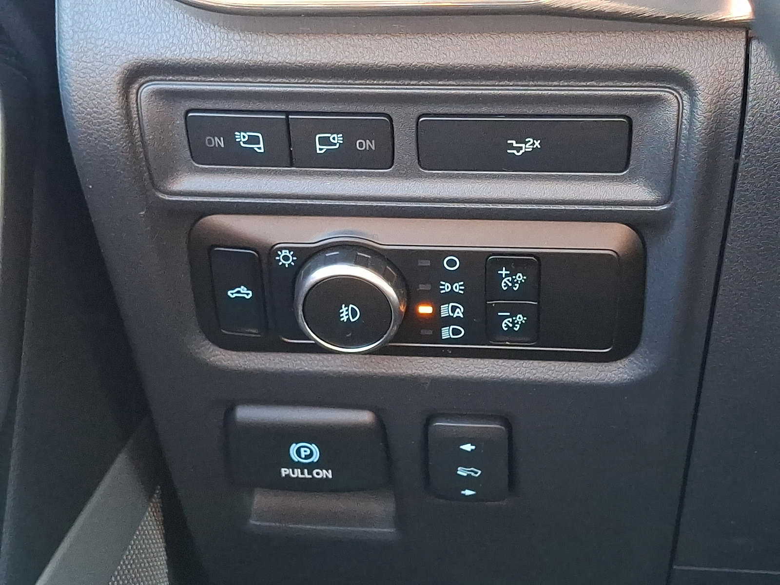 Certified 2023 Ford F150 Lariat w/ Equipment Group 502A High image 29