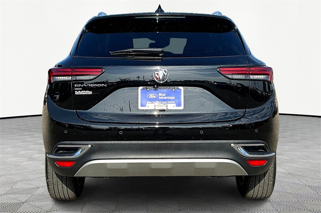 Used 2023 Buick Envision Essence image 3