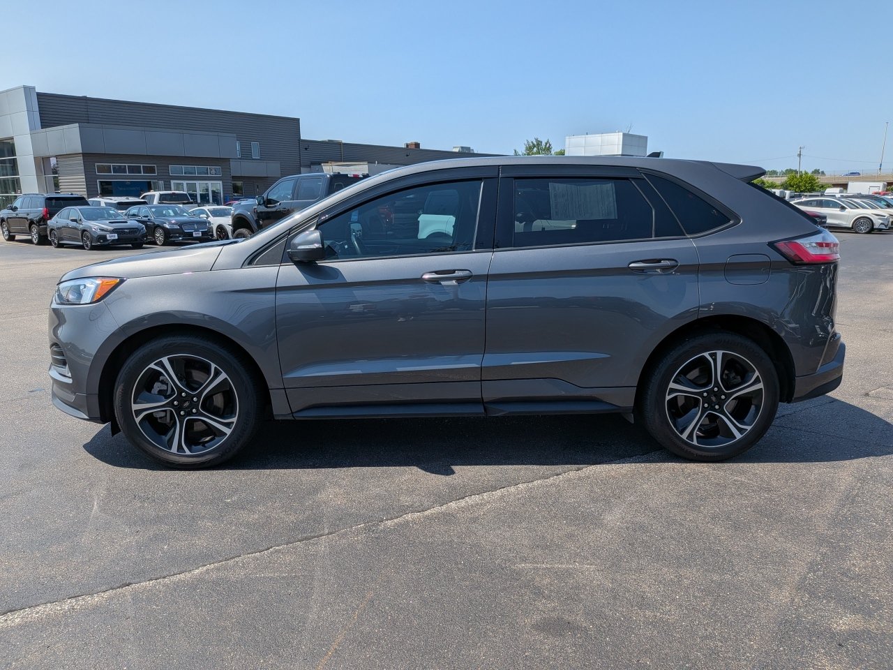 Certified 2022 Ford Edge ST AWD/4WD image 7