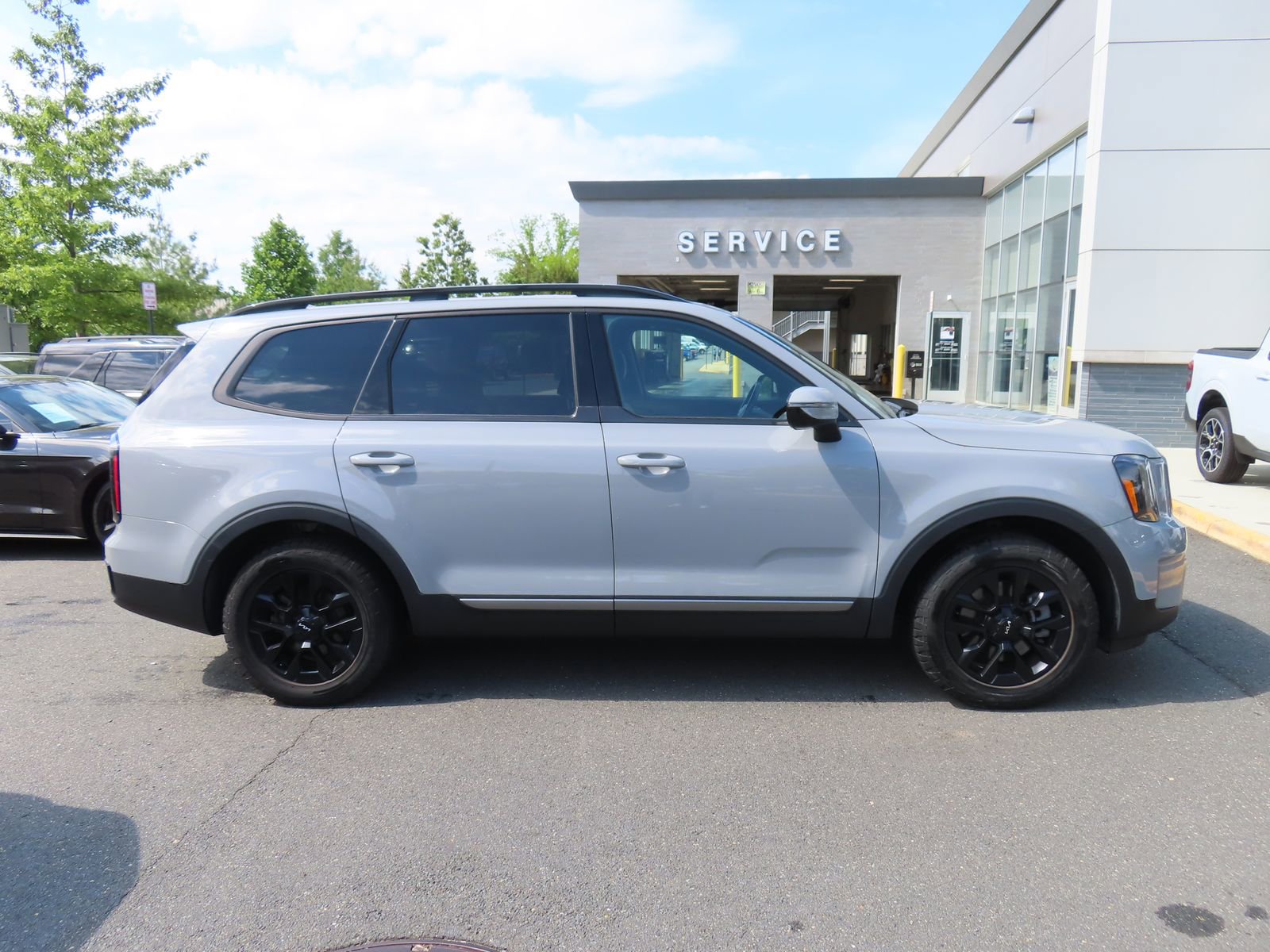 Used 2023 Kia Telluride SX Prestige X-Pro AWD/4WD image 4