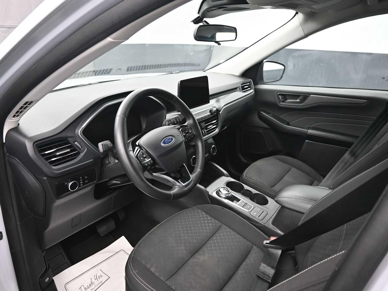 Certified 2025 Ford Escape Active w/ Cold Weather Package FWD image 3