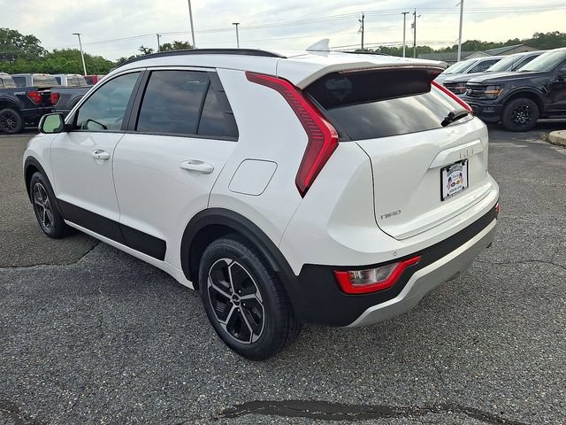 Used 2023 Kia Niro EX FWD image 28