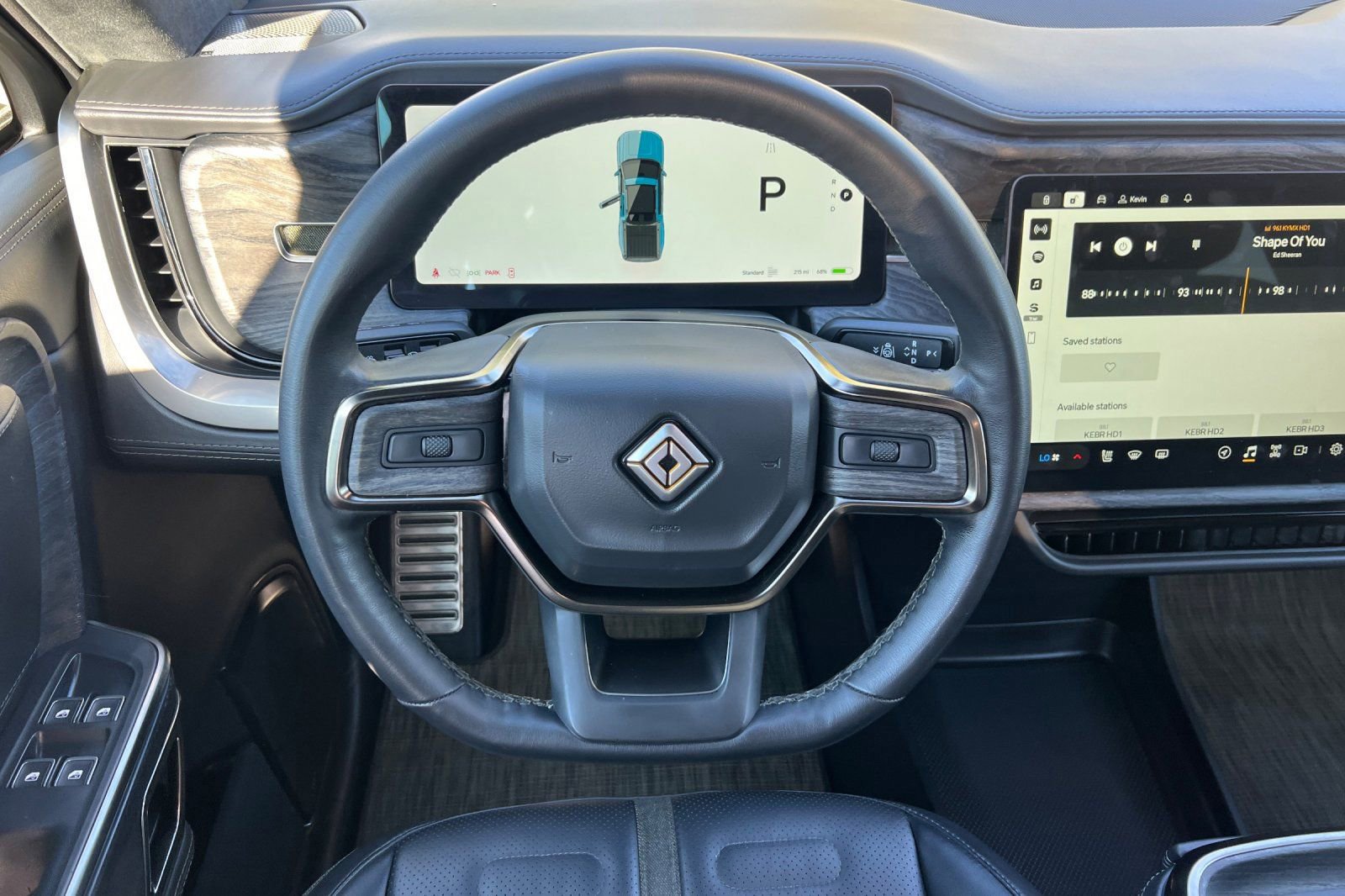 Used 2023 Rivian R1T Adventure image 15