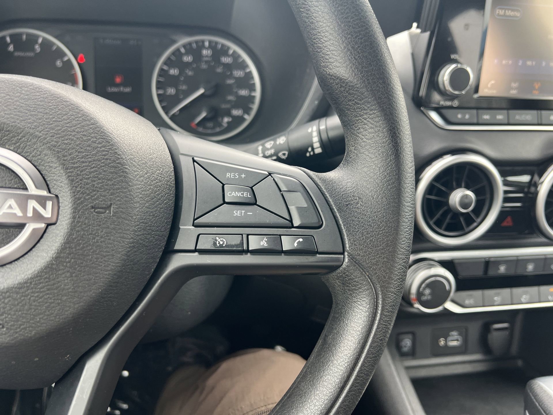 Used 2025 Nissan Sentra S image 12