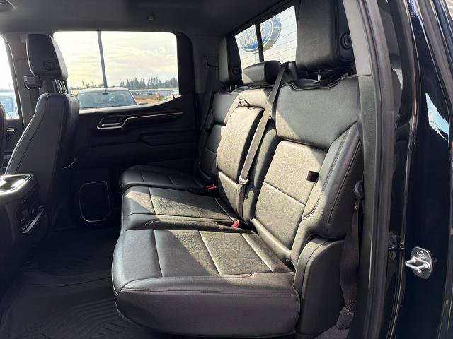 Used 2023 Chevrolet Silverado 1500 LT Trail Boss w/ LT Trail Boss Premium Package AWD/4WD image 36