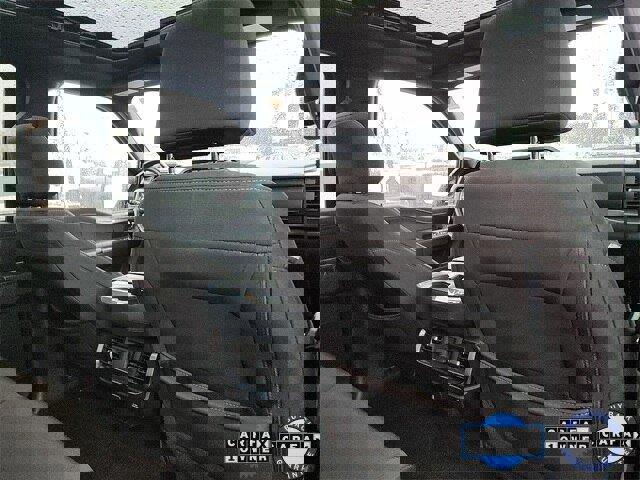 Certified 2022 Ford F150 XLT w/ Equipment Group 302A High image 31