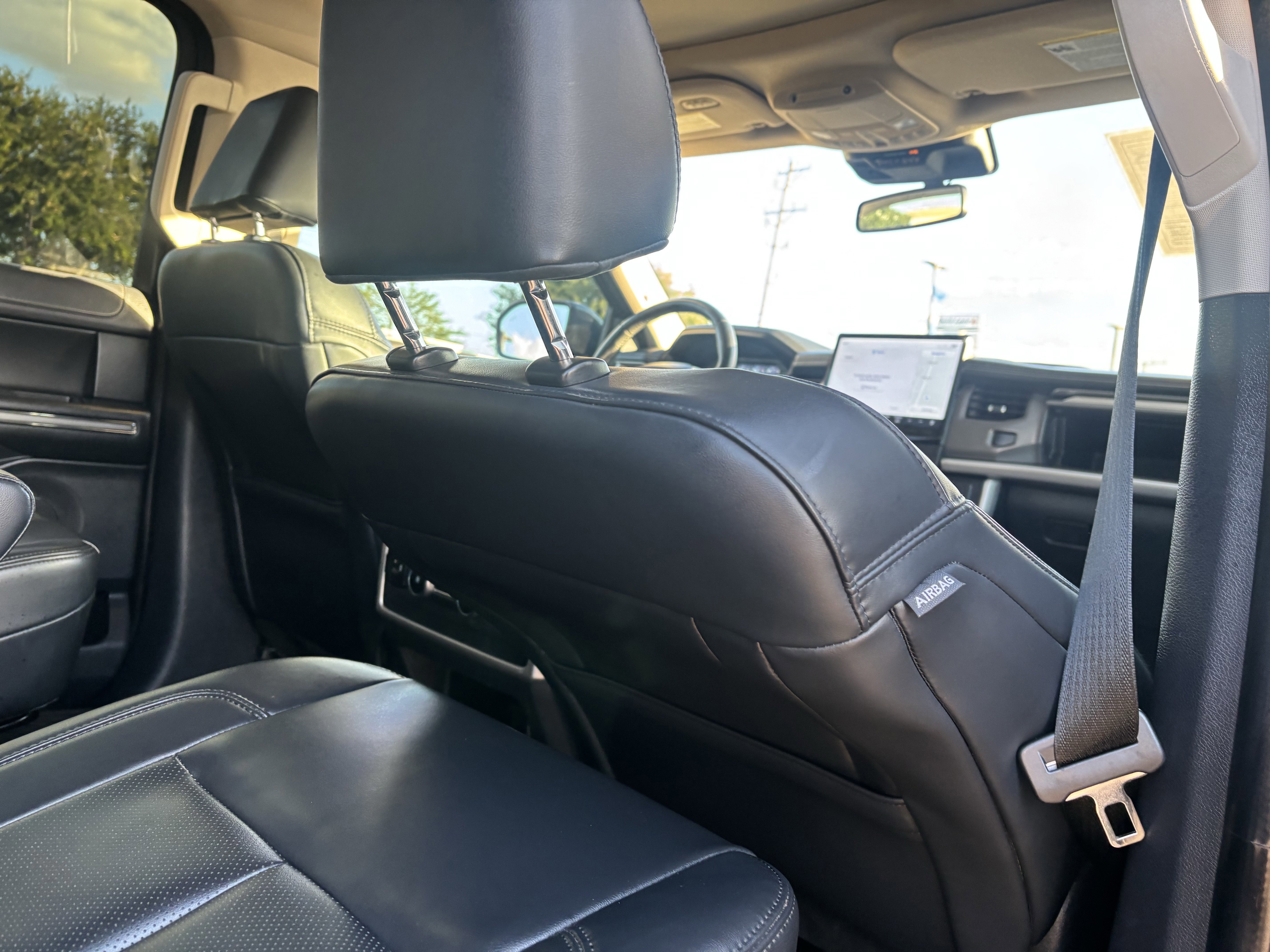 Certified 2022 Ford Expedition XLT image 23