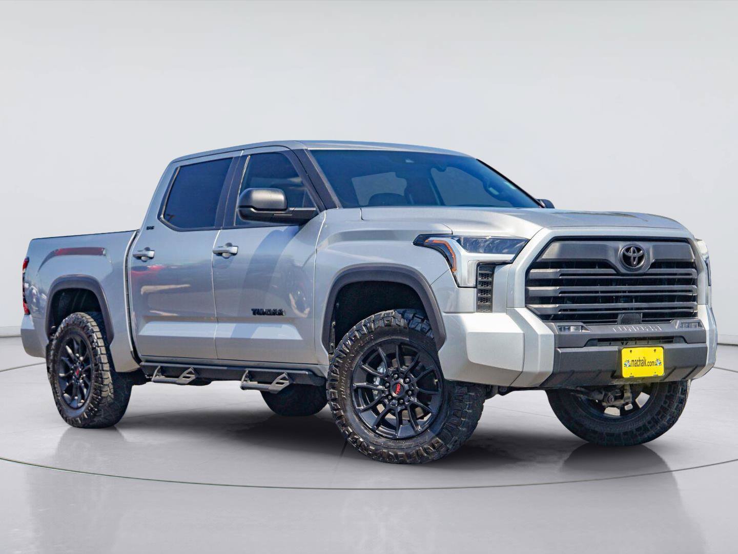Used 2025 Toyota Tundra SR5 w/ SR5 Premium Package AWD/4WD image 1