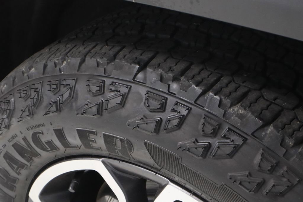 Used 2022 Jeep Grand Cherokee Trailhawk w/ Luxury Tech Group III AWD/4WD image 21