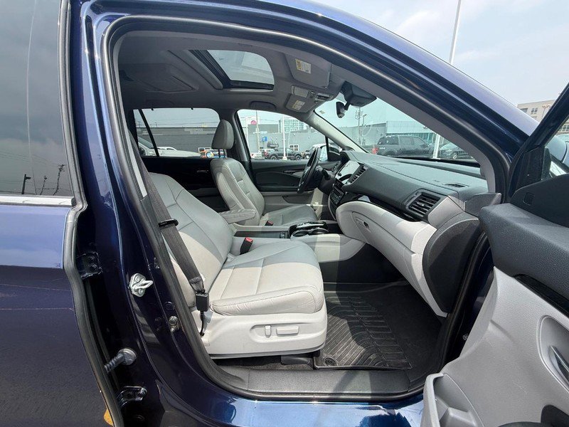 Used 2019 Honda Pilot Touring image 13
