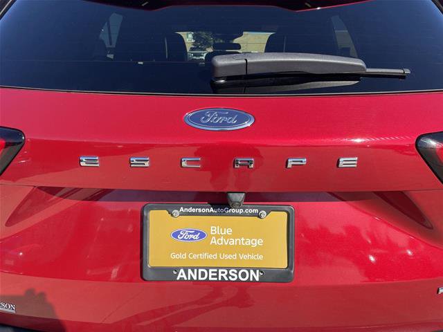Certified 2025 Ford Escape ST-Line Select AWD/4WD image 36