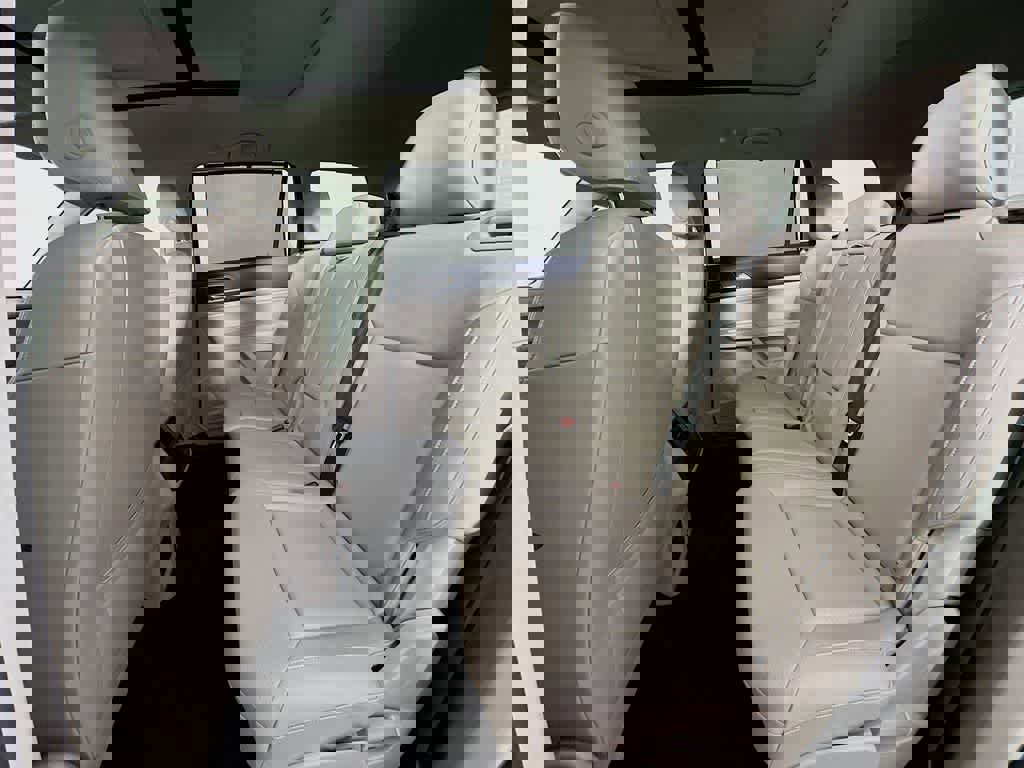 Used 2019 Volkswagen Atlas SEL R-Line image 17