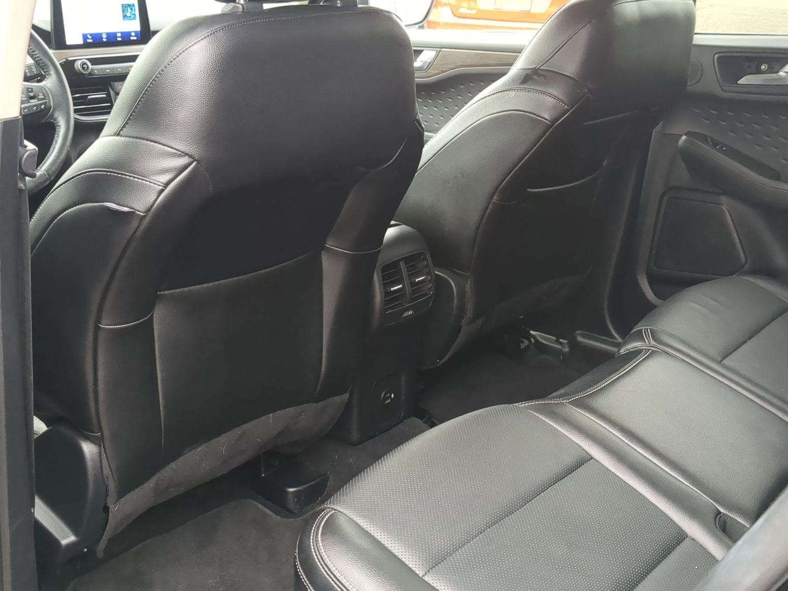 Certified 2020 Ford Escape Titanium image 23