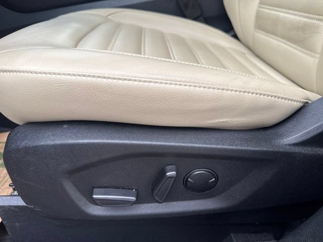 Certified 2024 Ford Edge SEL w/ Convenience Package AWD/4WD image 17