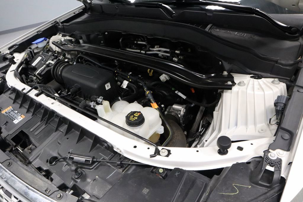 Certified 2021 Ford Explorer Limited w/ Equipment Group 301A image 19