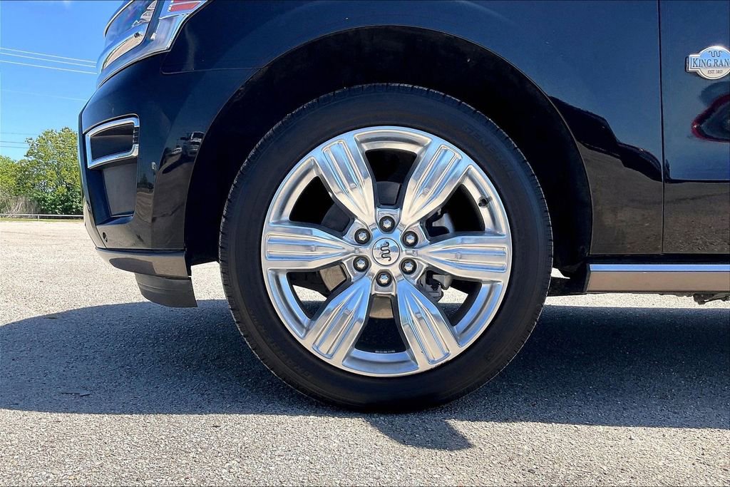 Certified 2024 Ford Expedition King Ranch RWD image 35