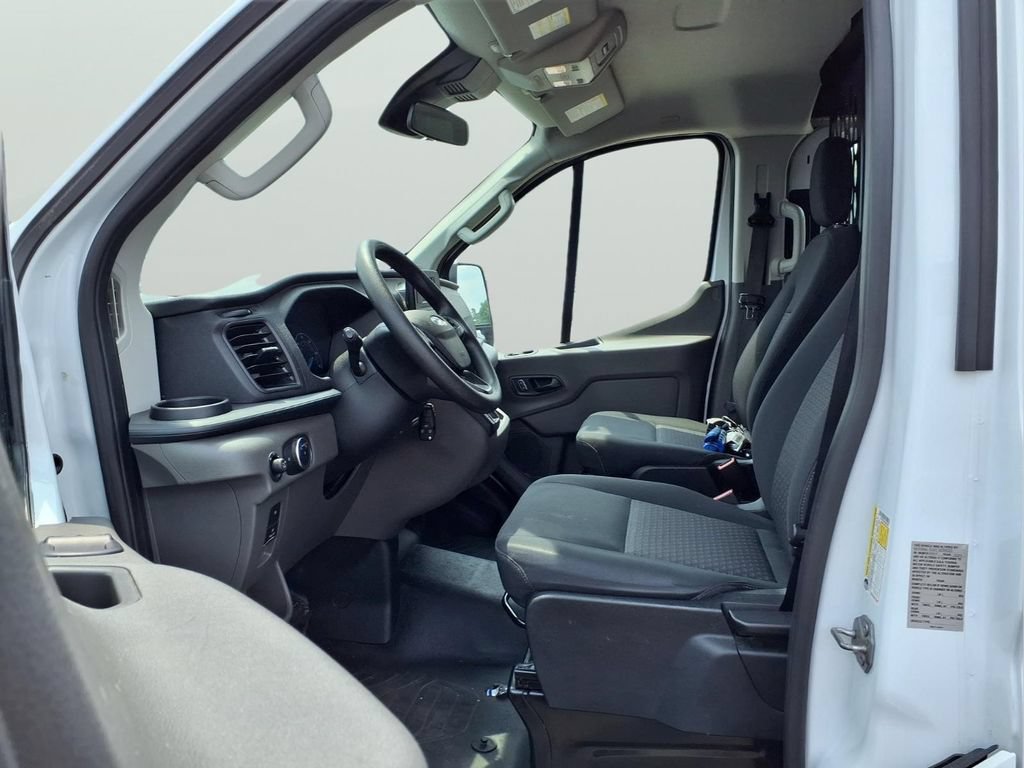 Certified 2025 Ford Transit 250 Low Roof w/ Exterior Upgrade Package RWD image 13