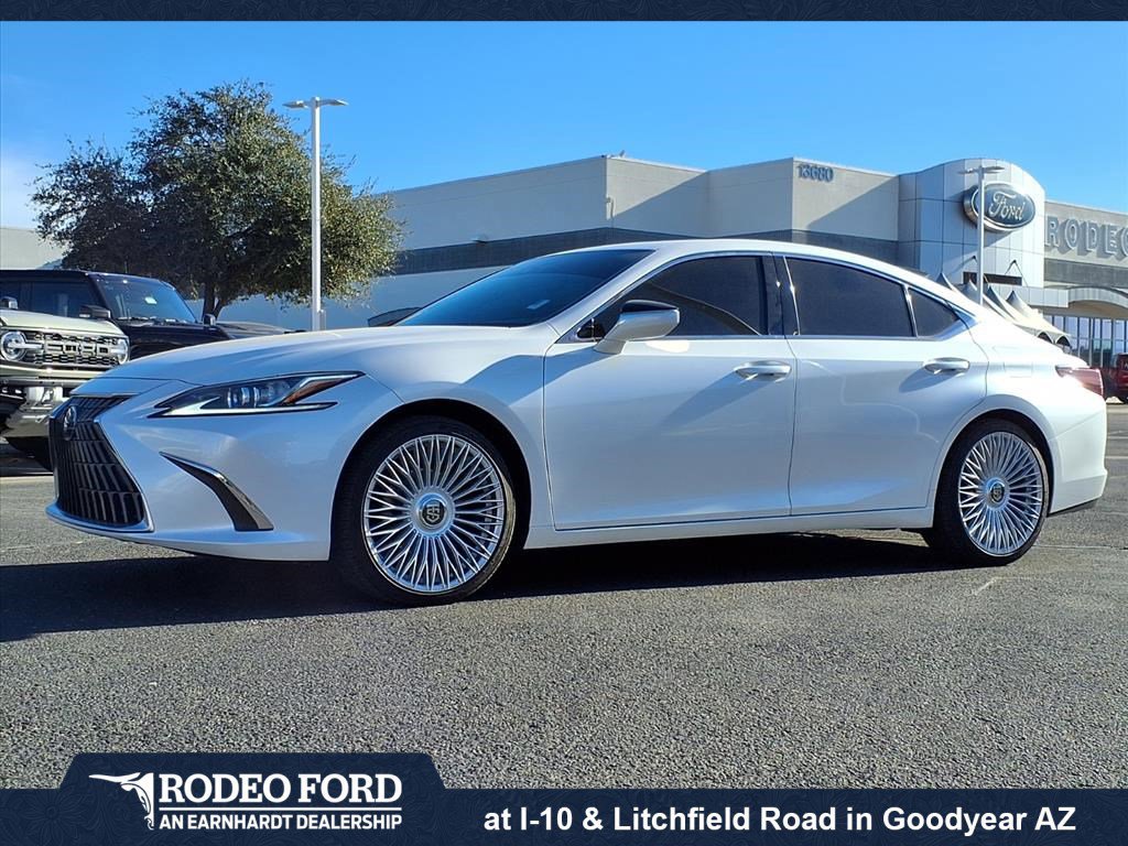 Used 2023 Lexus ES 350 image 7