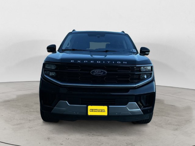 Certified 2025 Ford Expedition Max Platinum AWD/4WD image 2