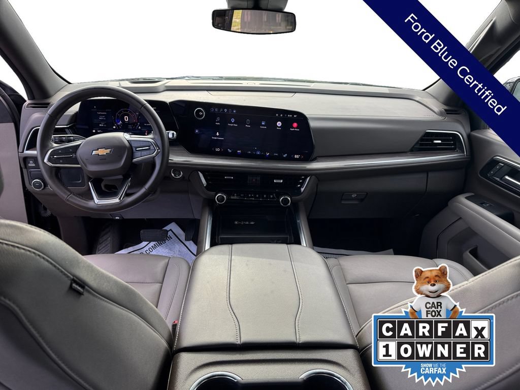 Used 2025 Chevrolet Suburban LT RWD image 14