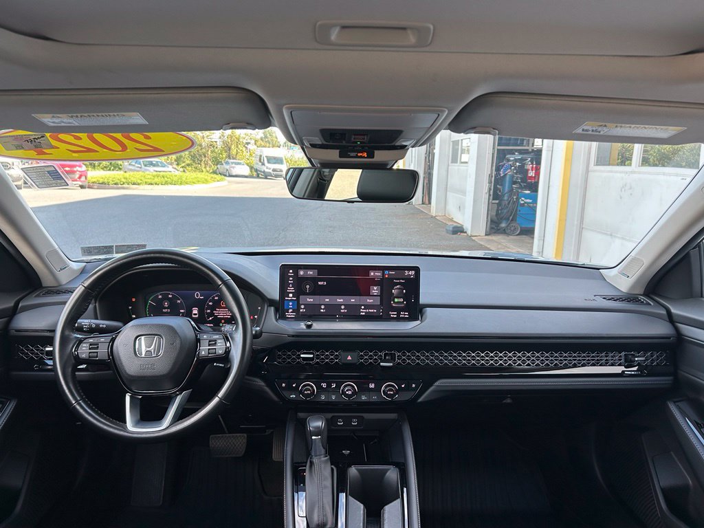 Used 2024 Honda Accord Touring image 15