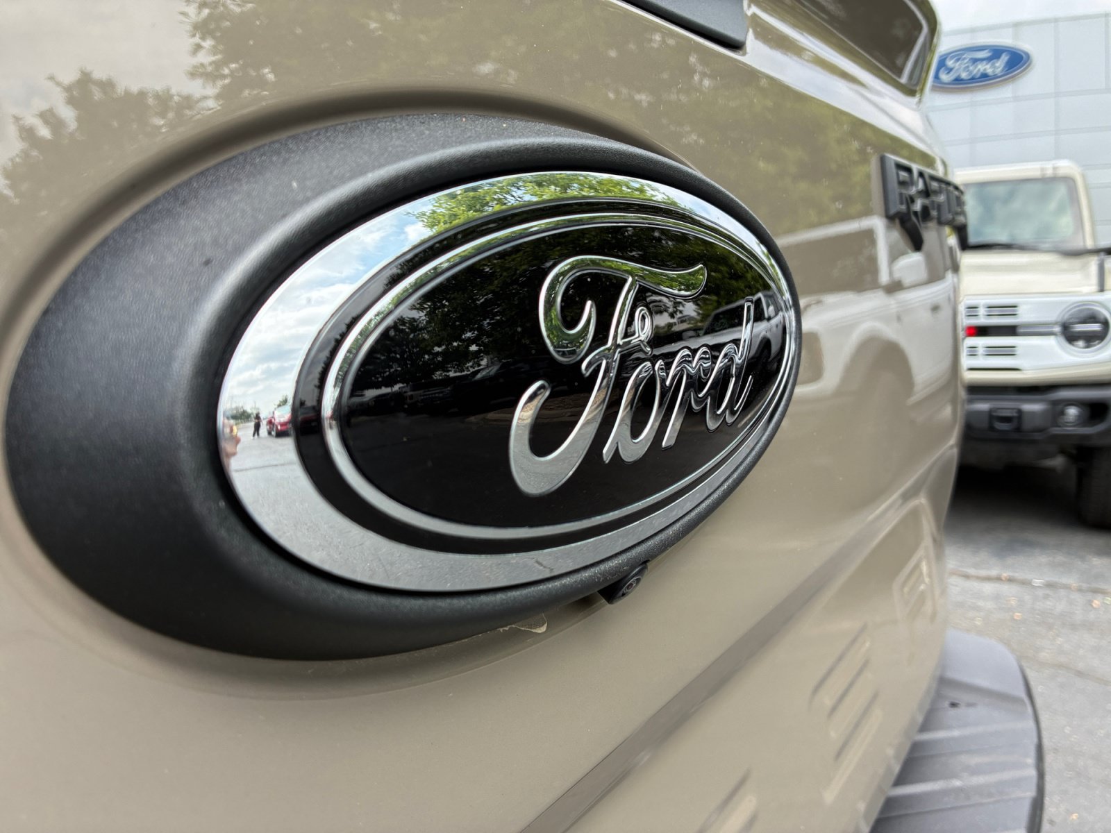 Certified 2025 Ford Ranger Raptor AWD/4WD image 24