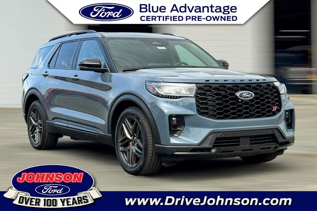 Certified 2025 Ford Explorer ST AWD/4WD image 1