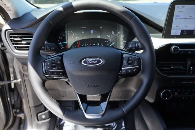 Certified 2022 Ford Escape SEL AWD/4WD image 14