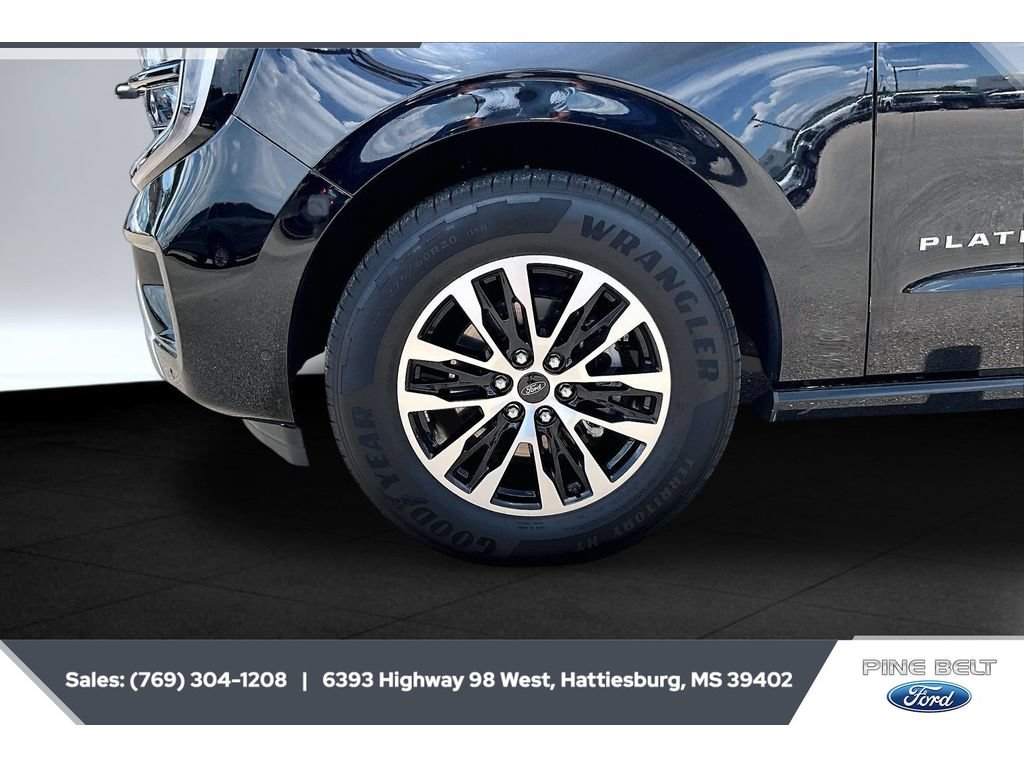 Certified 2025 Ford Expedition Platinum AWD/4WD image 7