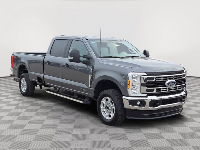 Certified 2025 Ford F250 XLT AWD/4WD image 15
