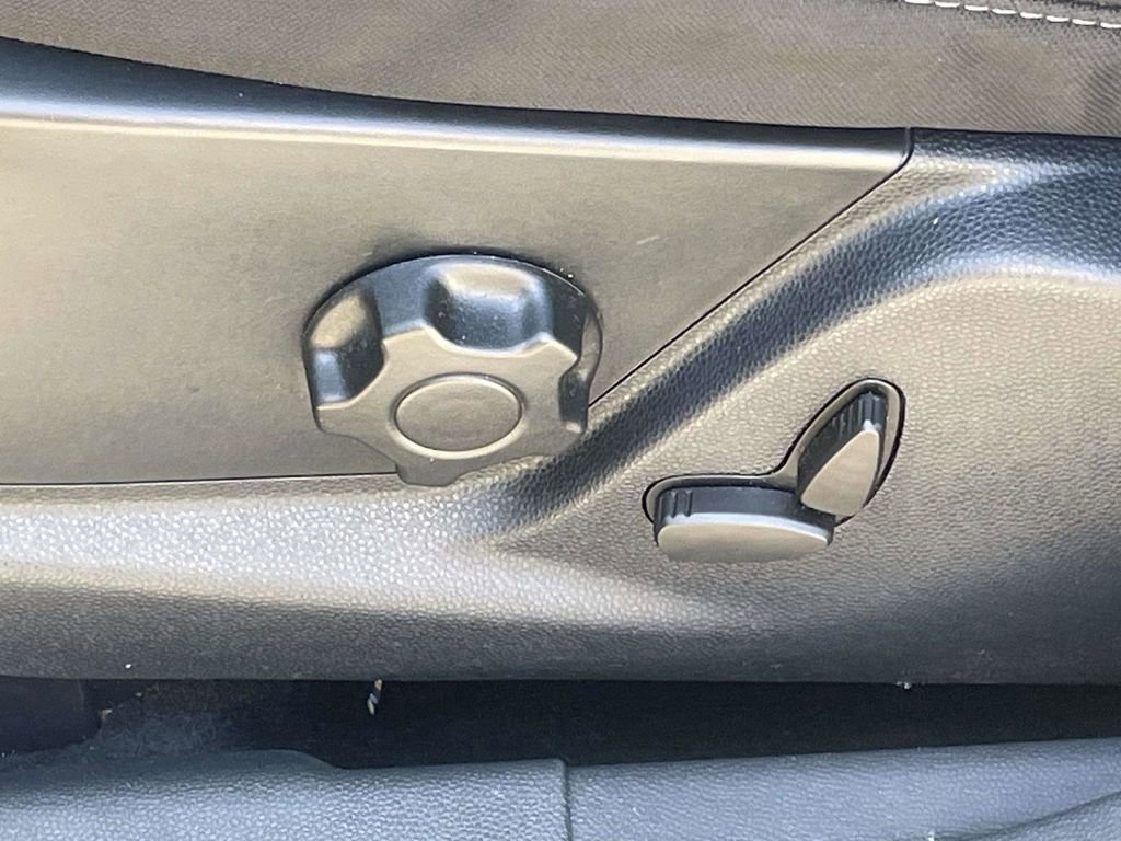 Certified 2019 Ford EcoSport SE image 14