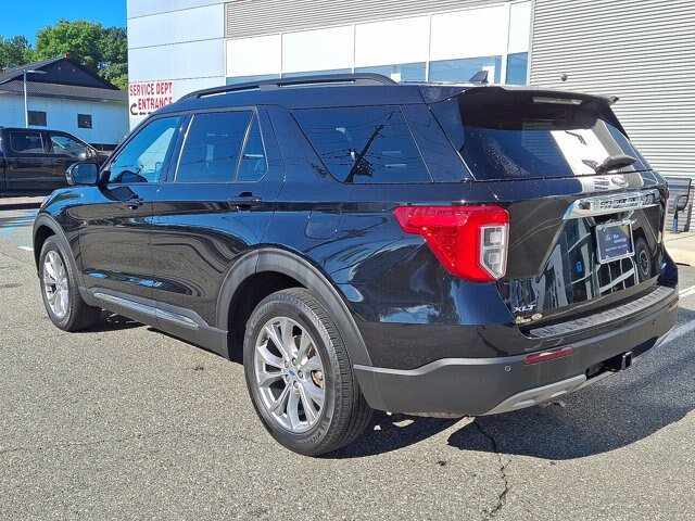 Certified 2023 Ford Explorer XLT w/ Equipment Group 202A AWD/4WD image 14