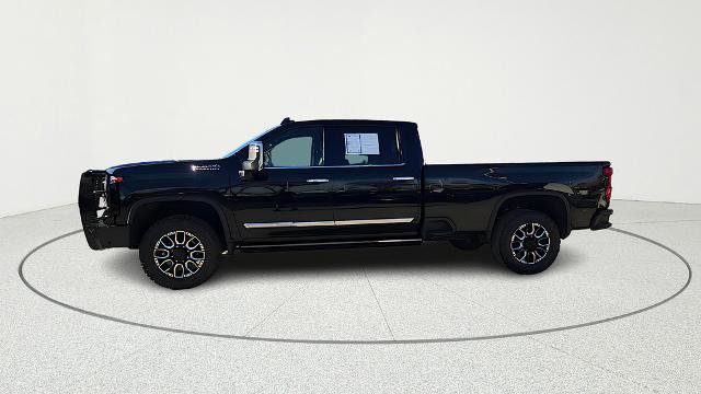 Used 2024 Chevrolet Silverado 3500 High Country w/ High Country Premium Package image 5