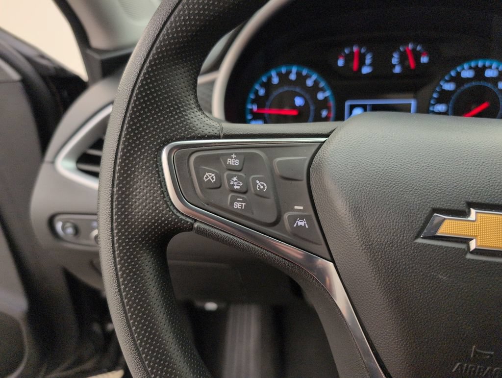 Used 2025 Chevrolet Malibu LT FWD image 31