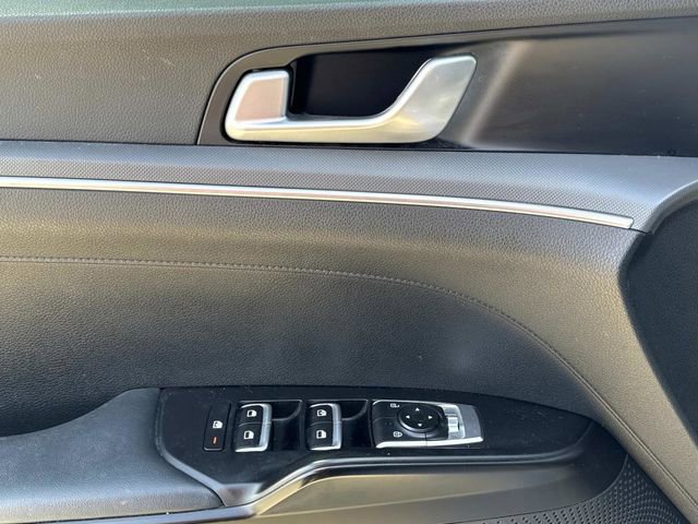 Used 2024 Kia K5 GT-Line image 28