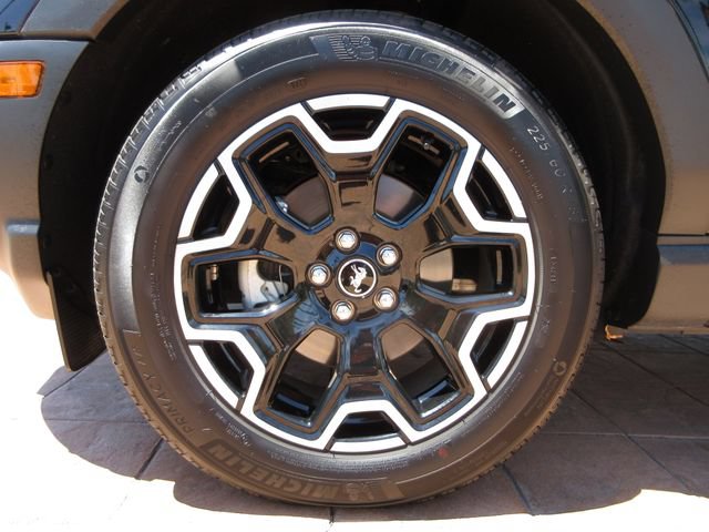Certified 2025 Ford Bronco Sport Outer Banks w/ Outer Banks Tech Package+ AWD/4WD image 8