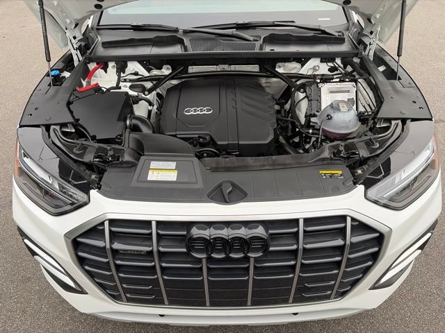 Used 2023 Audi Q5 2.0T Premium w/ Convenience Package AWD/4WD image 43