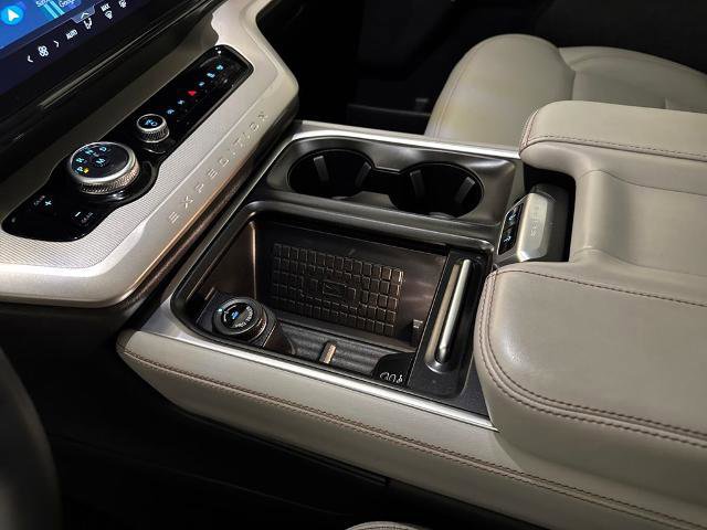 Certified 2025 Ford Expedition Active image 31