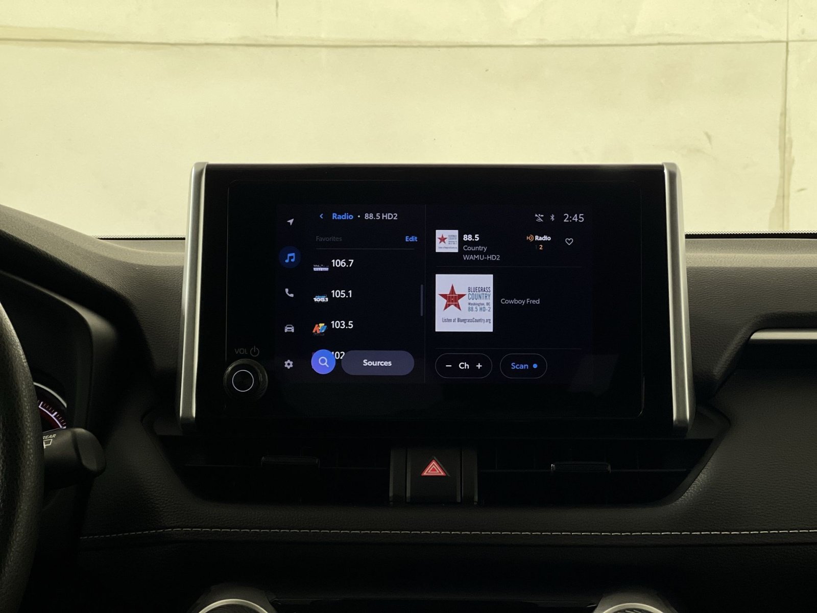 Used 2023 Toyota RAV4 LE FWD image 18