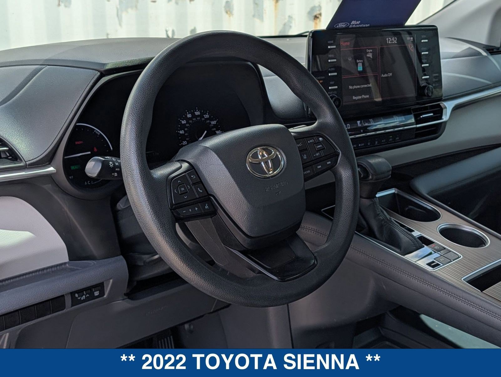 Used 2022 Toyota Sienna LE image 21