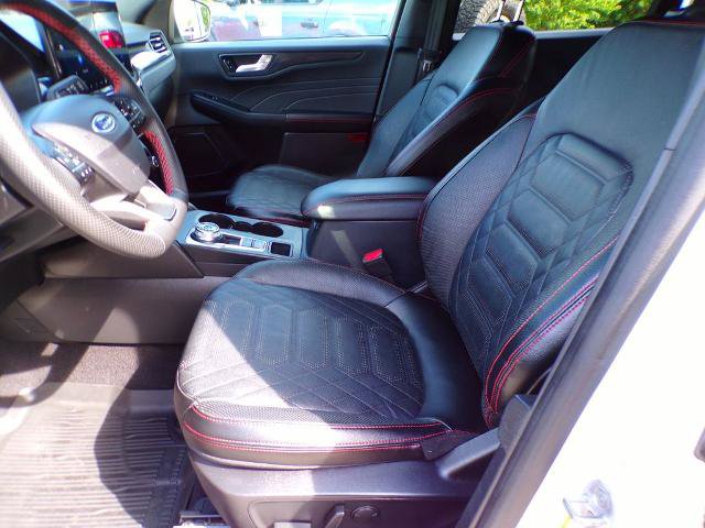 Certified 2023 Ford Escape ST-Line Elite w/ Premium Technology Package AWD/4WD image 14
