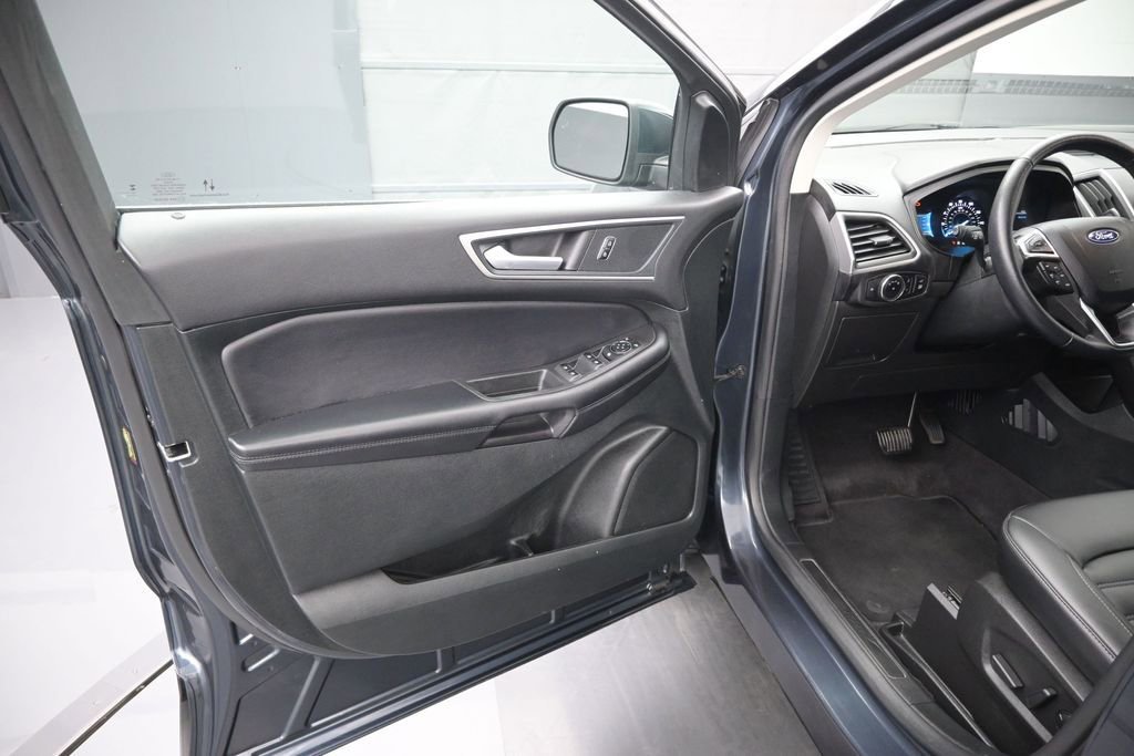 Certified 2024 Ford Edge SEL w/ Convenience Package AWD/4WD image 14