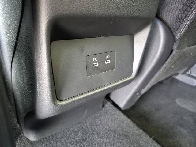 Used 2025 Nissan Rogue SV FWD image 13