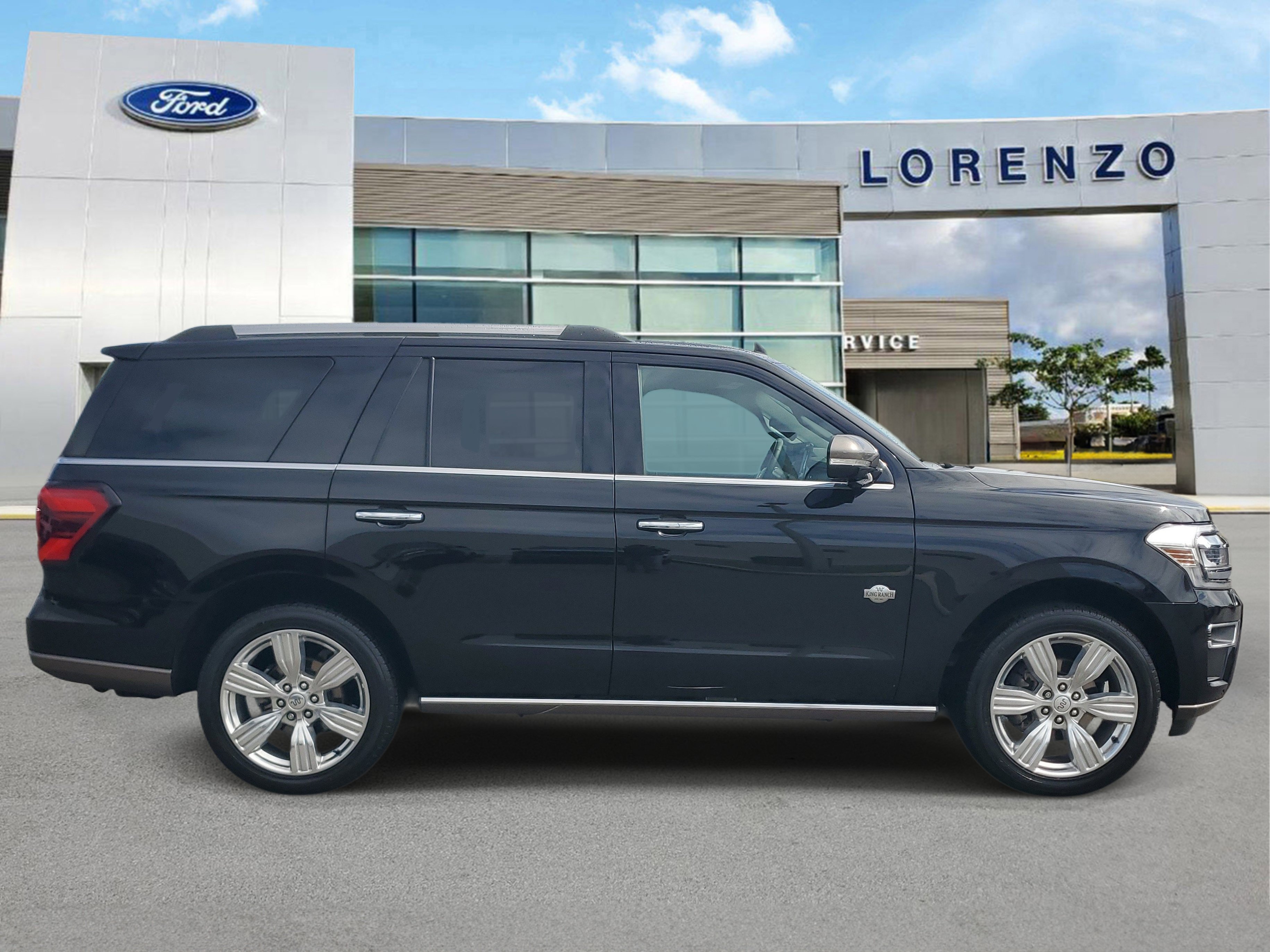 Certified 2024 Ford Expedition King Ranch AWD/4WD image 4