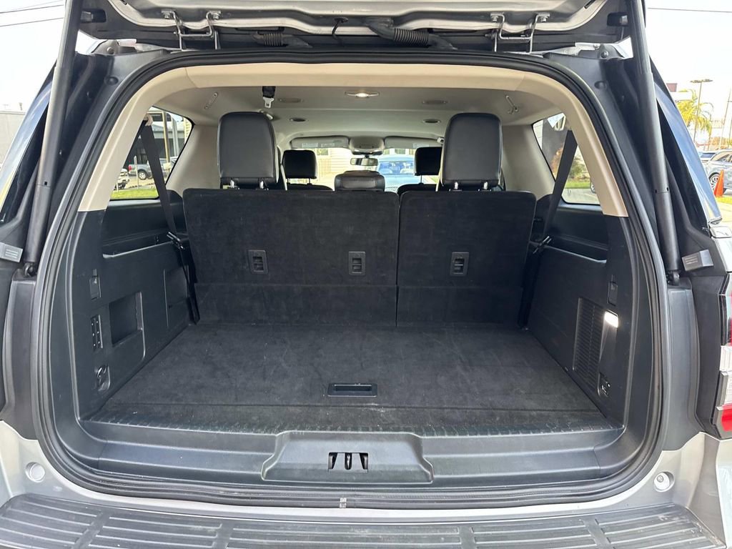 Certified 2023 Ford Expedition Max XLT image 12