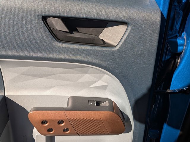 Certified 2022 Ford Maverick Lariat w/ Lariat Luxury Package image 29