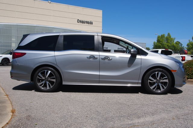 Used 2023 Honda Odyssey Touring image 9